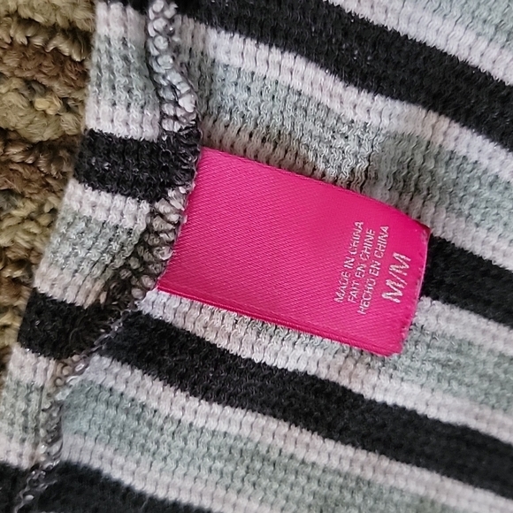 Victoria's Secret Thermal Long Sleeve Top Medium Grey Sparkle Striped - Picture 4 of 5
